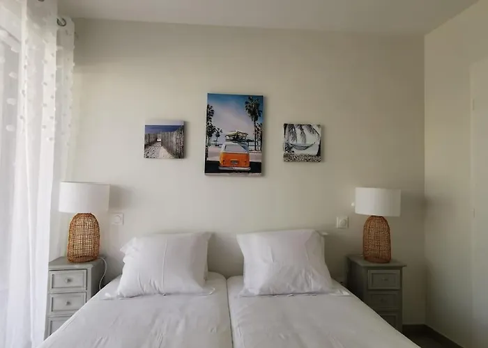 De Standing Pontaillac