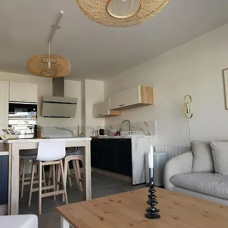 De Standing Pontaillac Apartment *