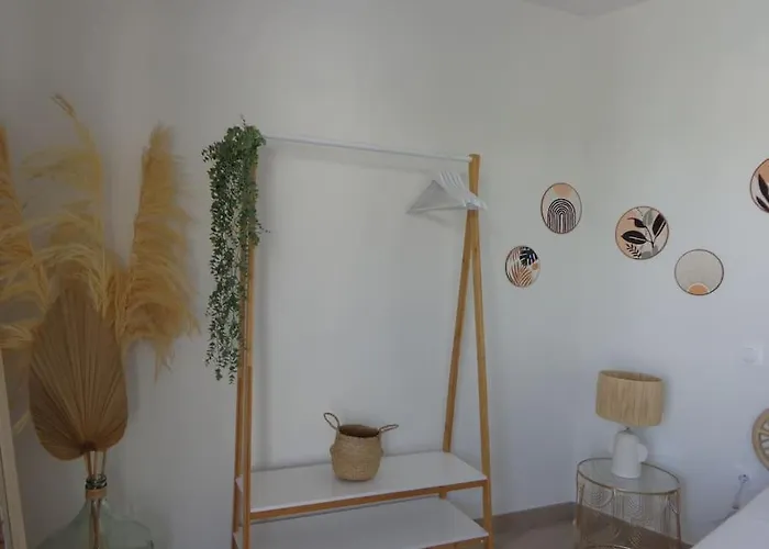 De Standing Pontaillac